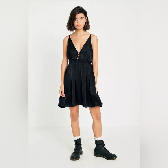 Free People Gabby’s Party All Night Dress – Size 6 – NWT - Picture 2 of 14